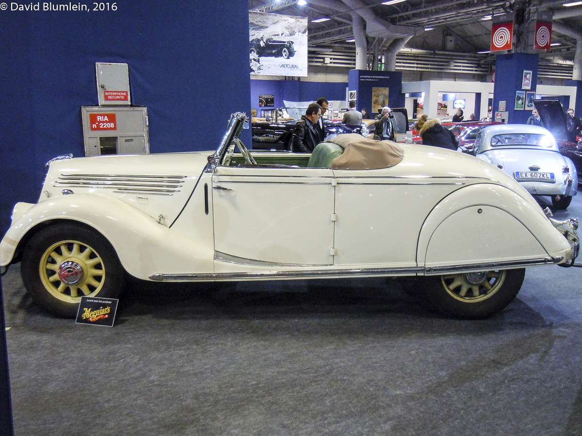 2016 Retromobile